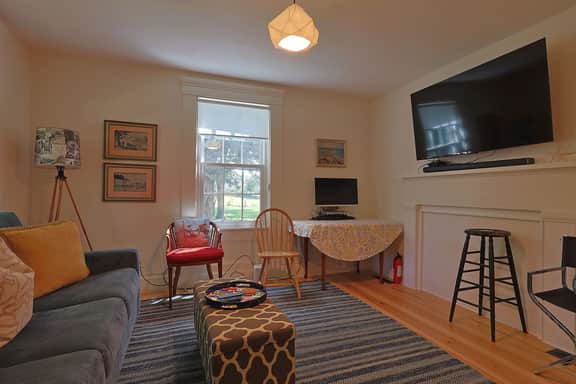 36 Music St - Image 2