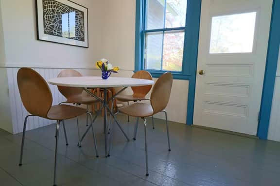 663 Edgartown Rd - Image 5